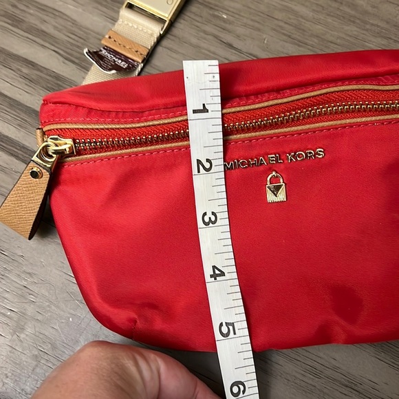 MICHAEL KORS RED NYLON HIP PACK - Picture 7 of 15